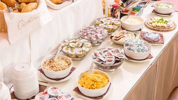 Colazione a buffet inclusa, servita tutte le mattine
