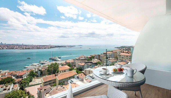 Royal suite | Terras