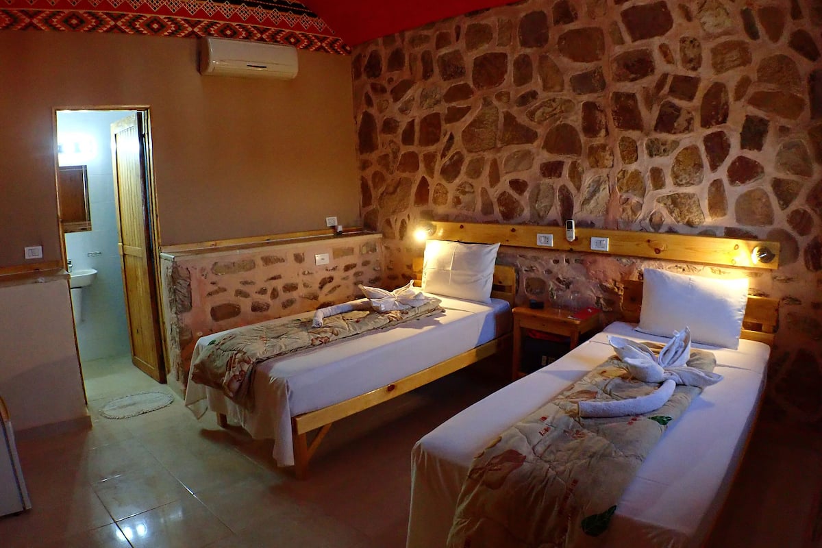 Deluxe Chalet, Sea View | Bed sheets
