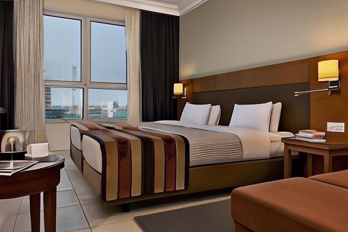 Minibar, in-room safe, desk, blackout curtains