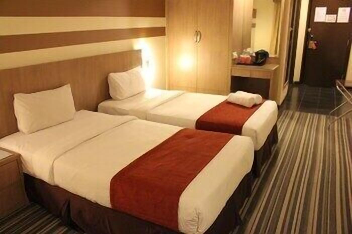 1 bedroom, in-room safe, desk, laptop workspace