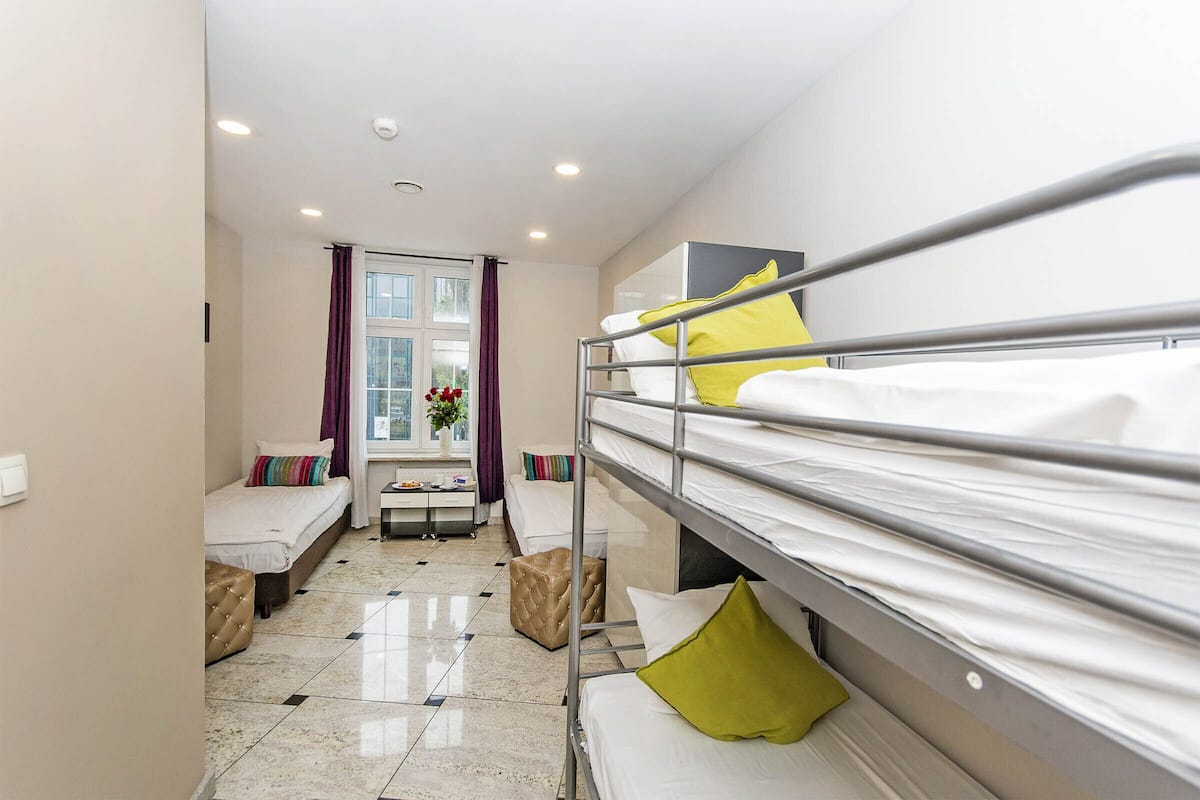 Premium bedding, soundproofing, free WiFi
