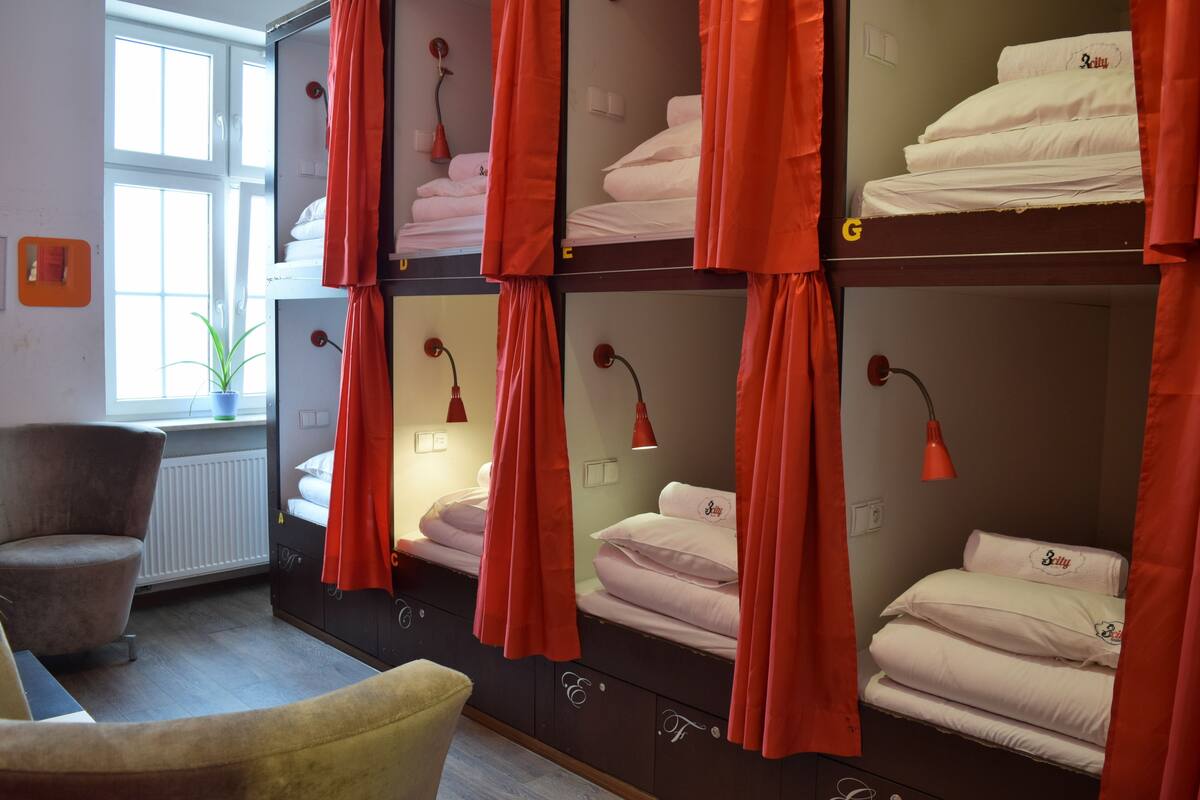 Premium bedding, soundproofing, free WiFi