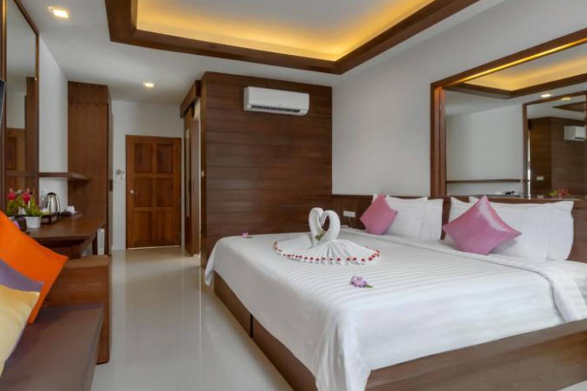 Minibar, in-room safe, cribs (free), rollaway beds (surcharge)