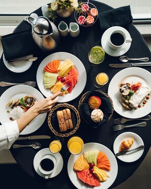 Petit déjeuner préparé à la commande compris tous les jours