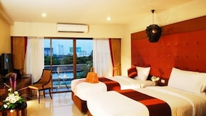 Deluxe Twin | Premium bedding, pillow-top beds, minibar, in-room safe - Ziniza The Boutique Service Apartment (Bangkok)
