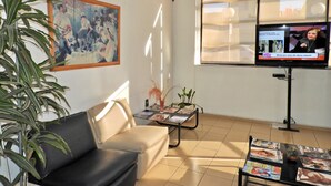 TV - Hotel Tres Cruces (Montevideo)