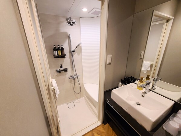 Bunk Bed Room (Shower Only) | Bathroom | Free toiletries, hair dryer, slippers, towels
