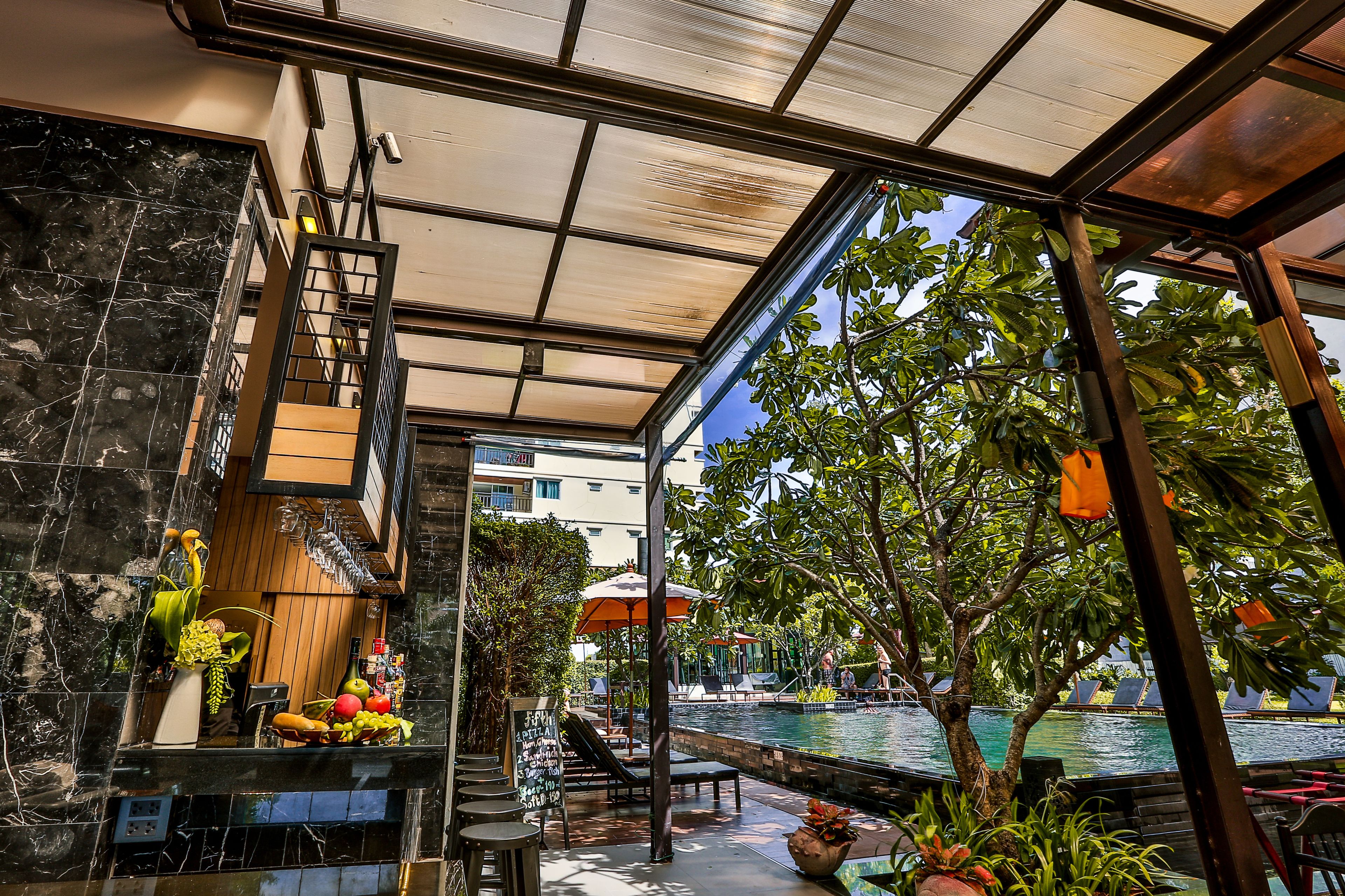 Poolside bar