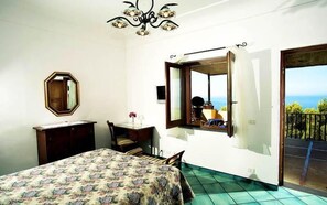 Panoramic Double or Twin Room, 1 Double Bed, Private Bathroom, Ocean View | 1 bedroom, Frette Italian sheets, premium bedding, down comforters - Monte Solaro (Anacapri)