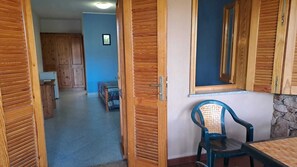 1 chambre, minibar, bureau, espace de travail pour ordinateur portable