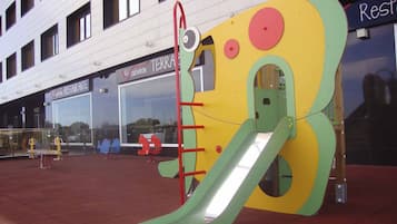 Area giochi per bambini (al coperto)
