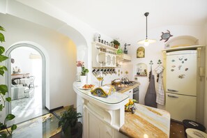 Interior detail - Dimora del Podestà (Positano)