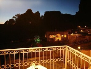 Suite Deluxe (Meteora View) | Balcó
