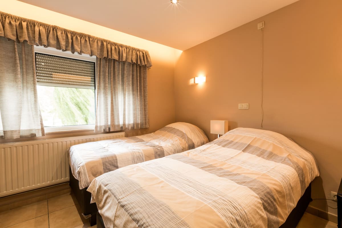 Down duvets, minibar, desk, blackout curtains