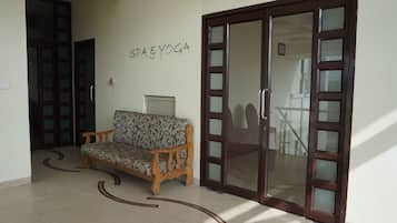 Steam room, body treatments, aromatherapy, Ayurvedic treatments