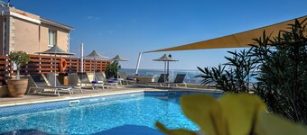 힐 뷰 레스토랑 앤드 아파트먼츠