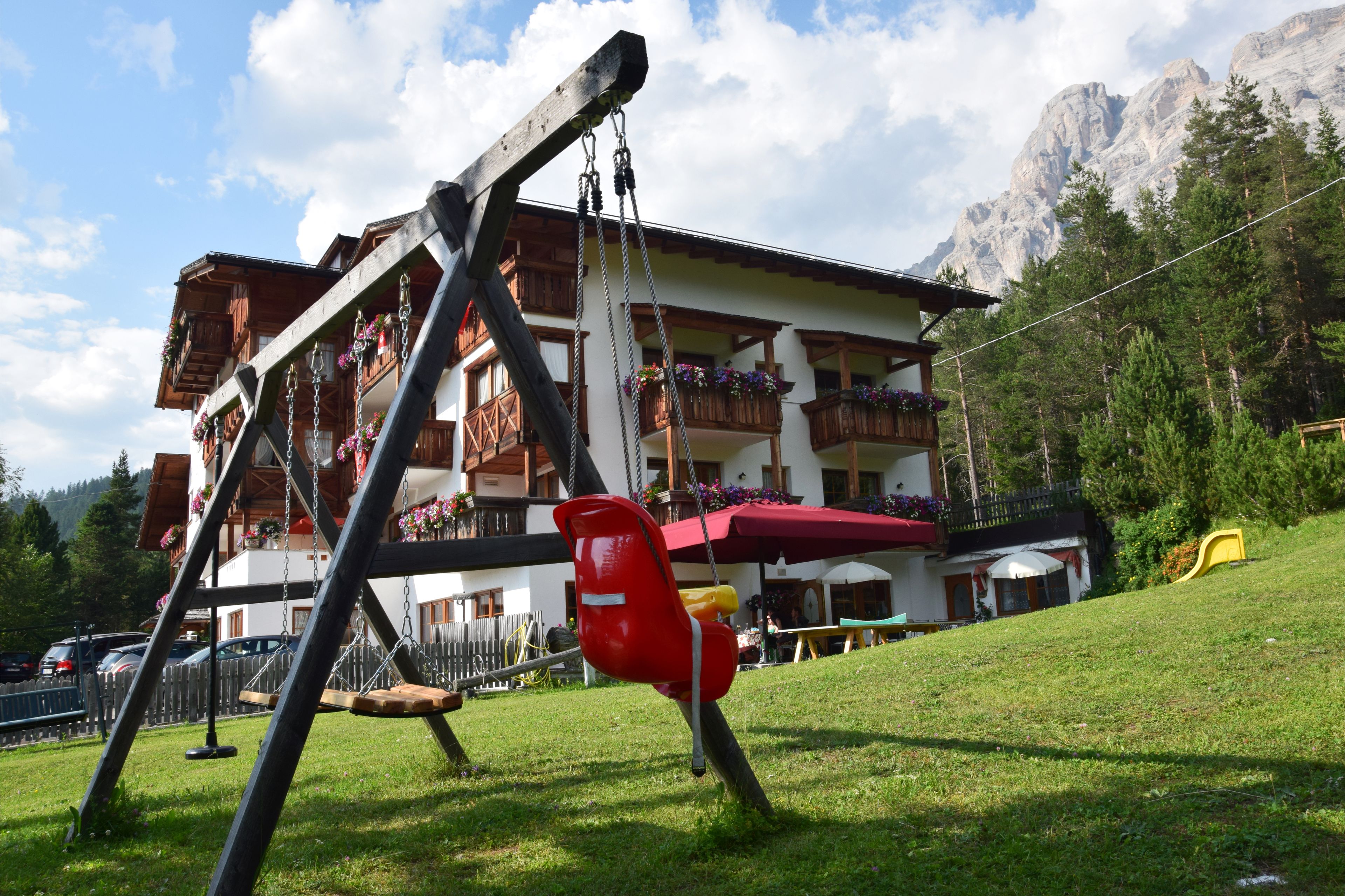 children’s play area – outdoor