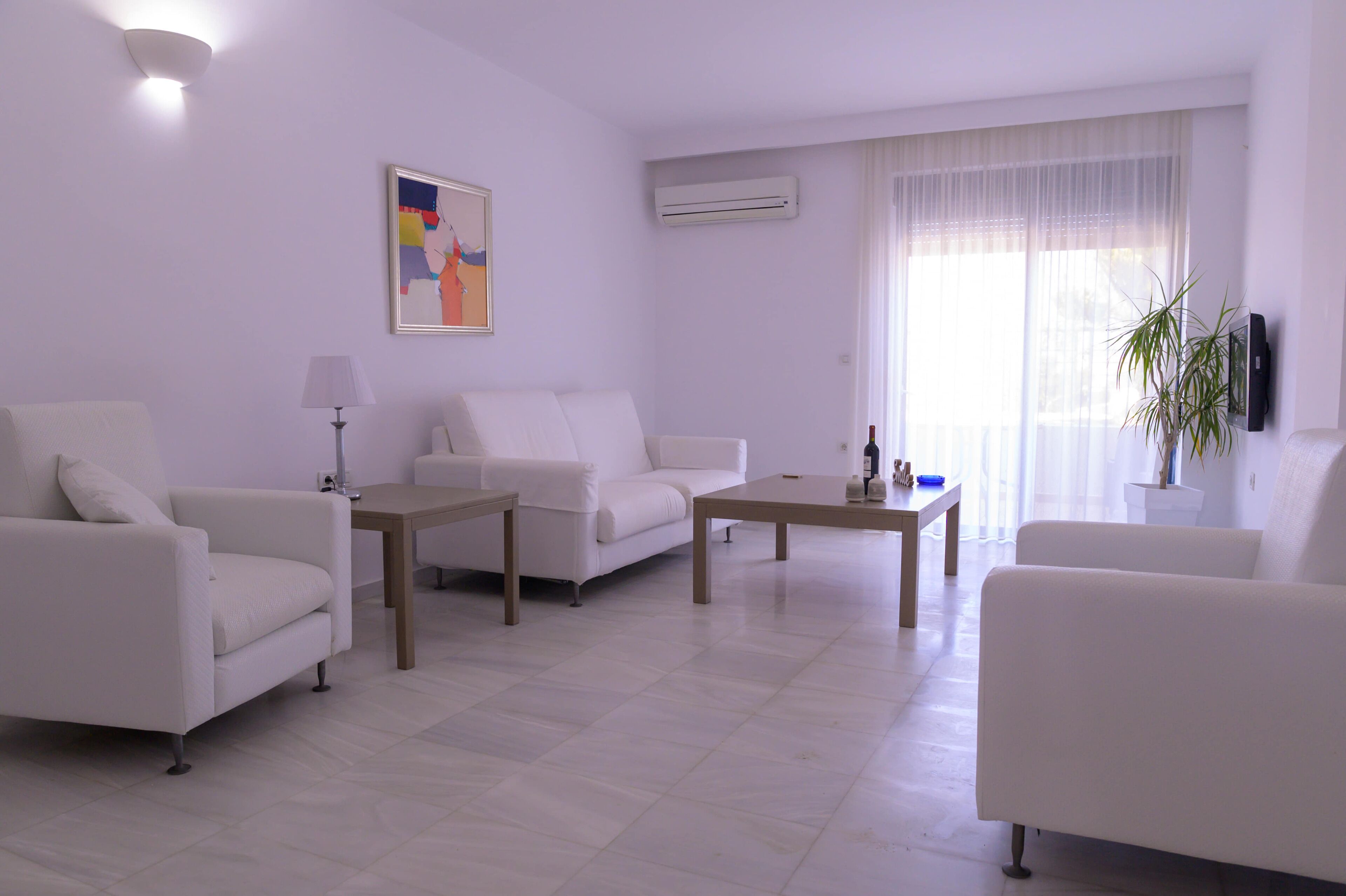 Photo - Elizabeth Suites