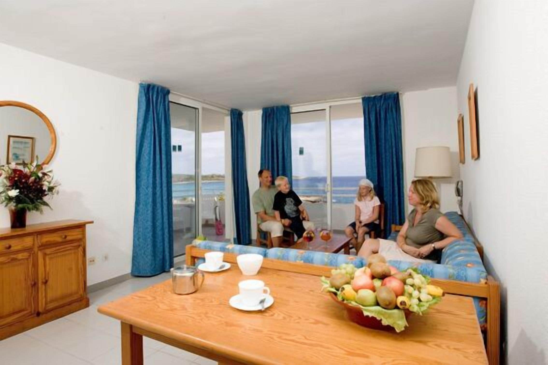 Photo - Aparthotel Playa Dorada