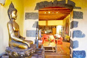 Villa, 2 Bedrooms | Living area - Casa Tomaren (LANZAROTE)