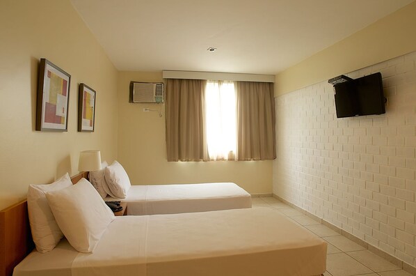 Room - Marbella Barra Hotel (Rio de Janeiro)