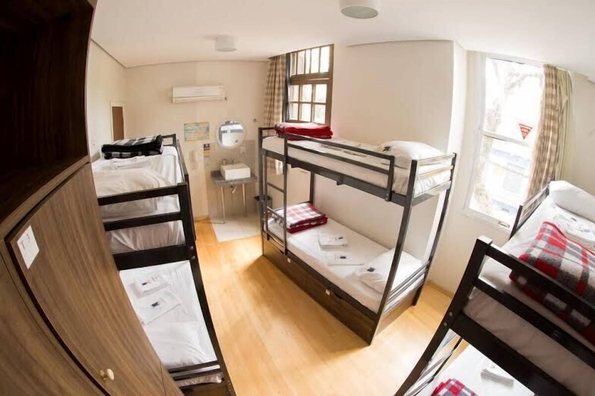 Shared Dormitory, Men only, Shared Bathroom (6 people)