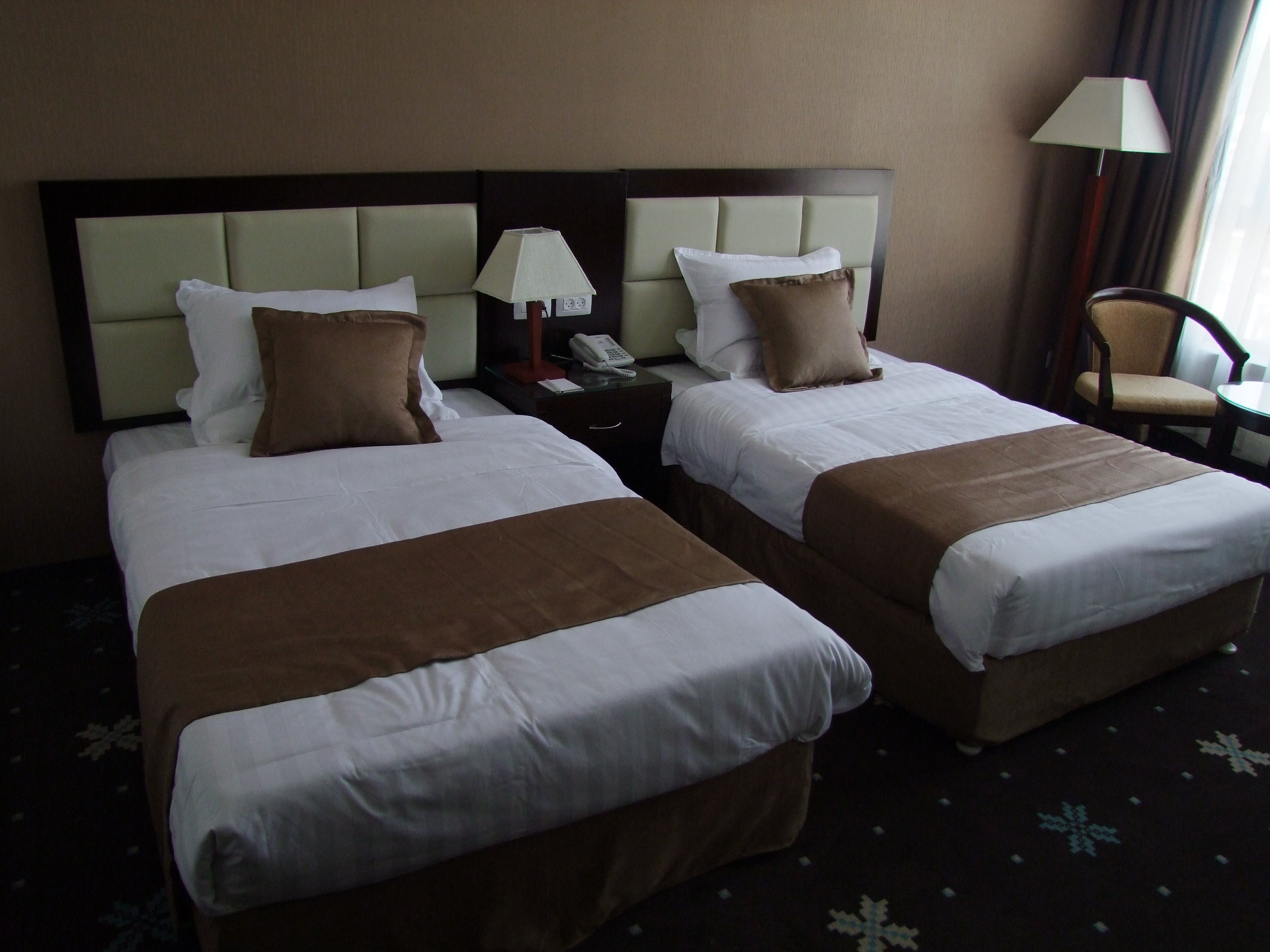 minibar, in-room safe, free wifi, bed sheets