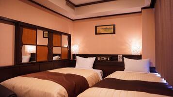 Relax Twin Room, Non Smoking | Desk, blackout curtains, iron/ironing board, free WiFi