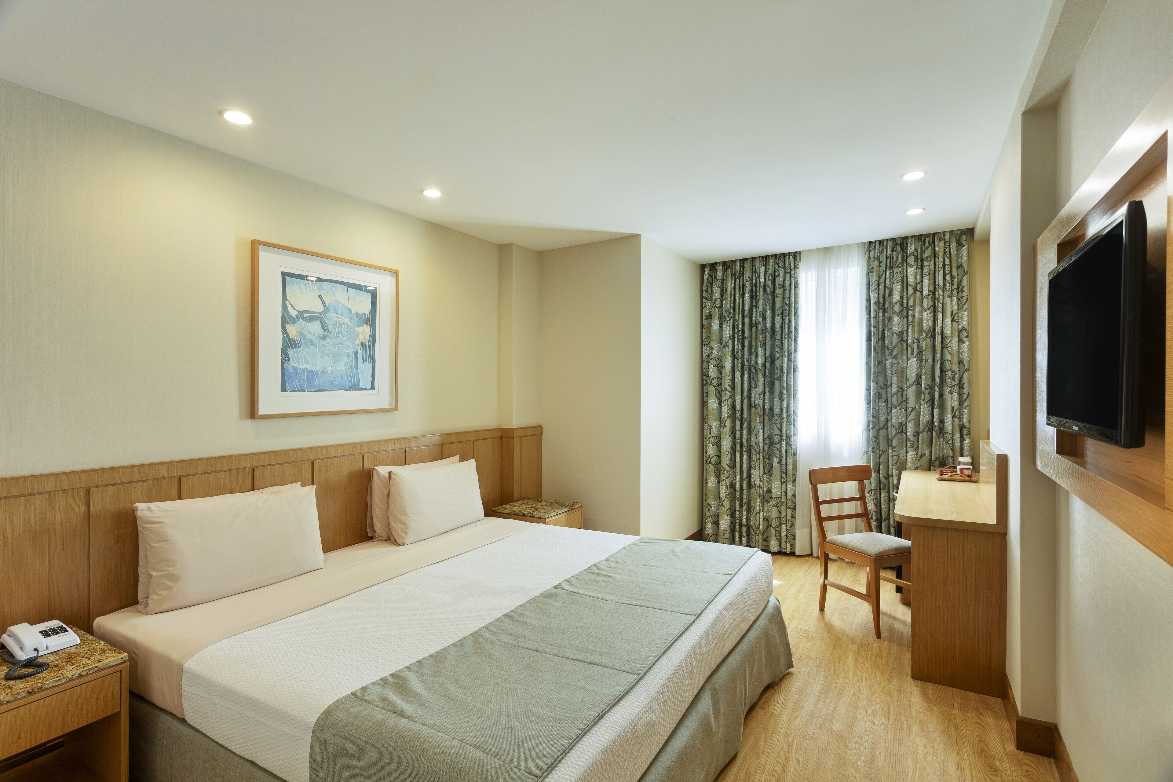 superior com cama casal | view from room