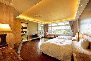 Premium bedding, Select Comfort beds, minibar, individually furnished - Chi Meng Rou Holiday Villa (Dahu)