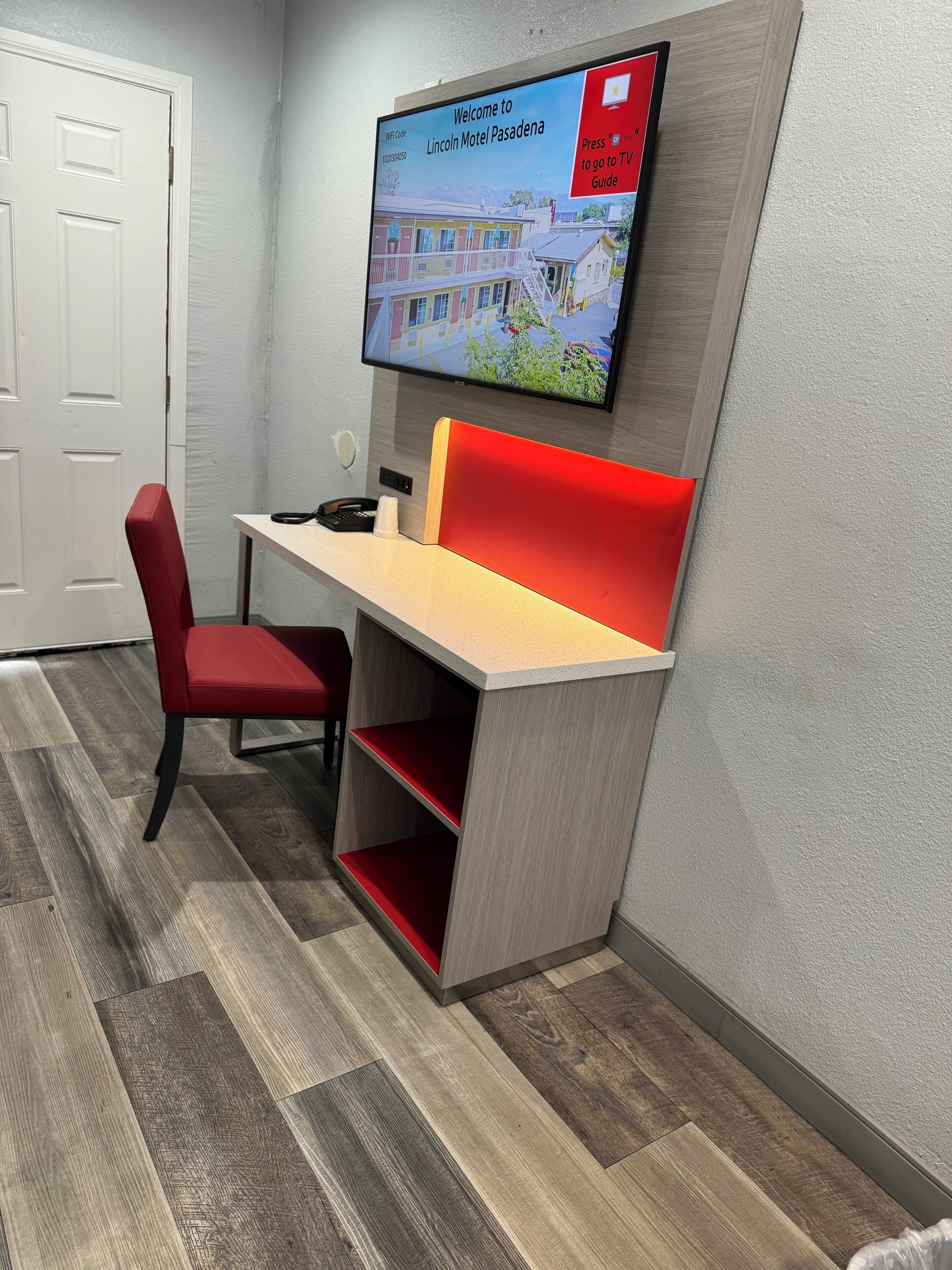 Iron/ironing board, free WiFi