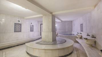Turkiskt bad/hamam och massage- och behandlingsrum