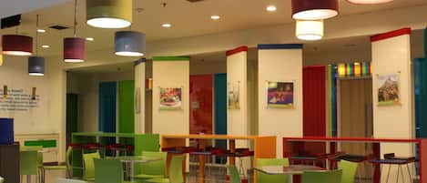 Daily to-go breakfast (IDR 40000 per person)