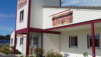 Enceinte de lâhĂ©bergement