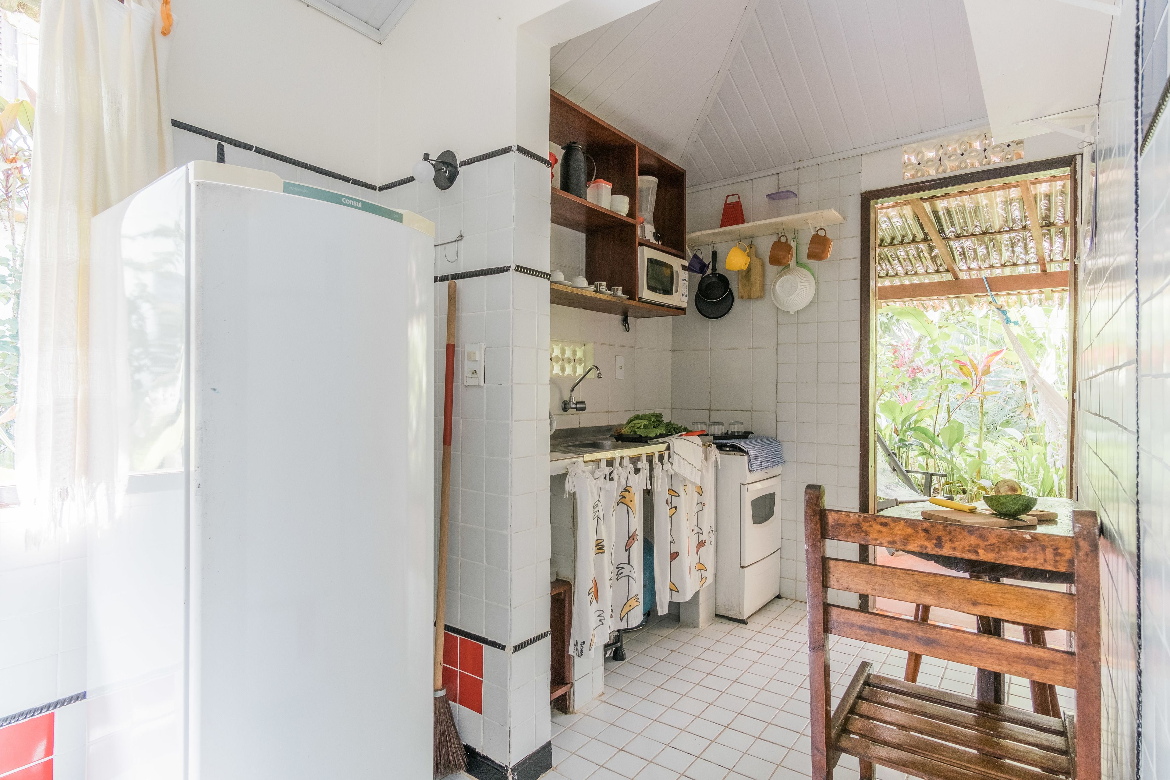 romantic chalet, kitchen, garden area (2/3/4 people) | living area | 33-inch led tv with digital channels, tv, netflix