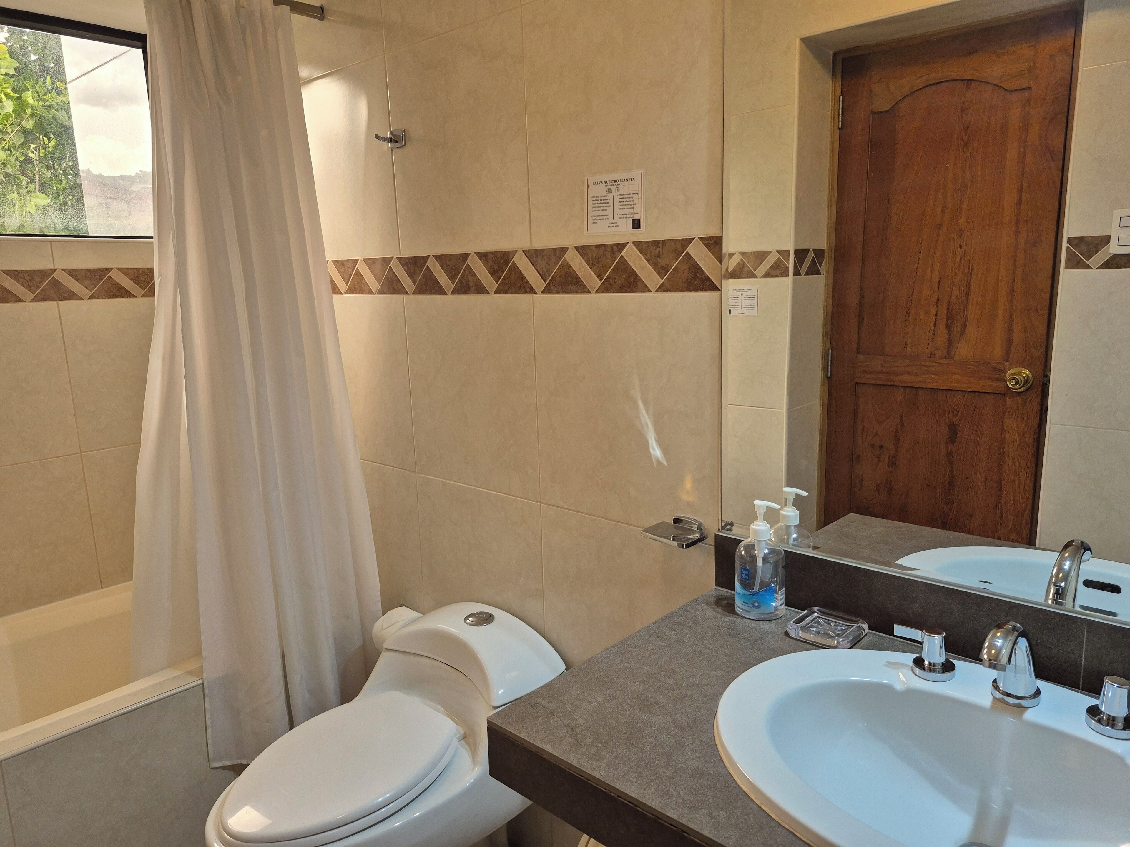 single room | bathroom | shower, free toiletries, hair dryer, towels