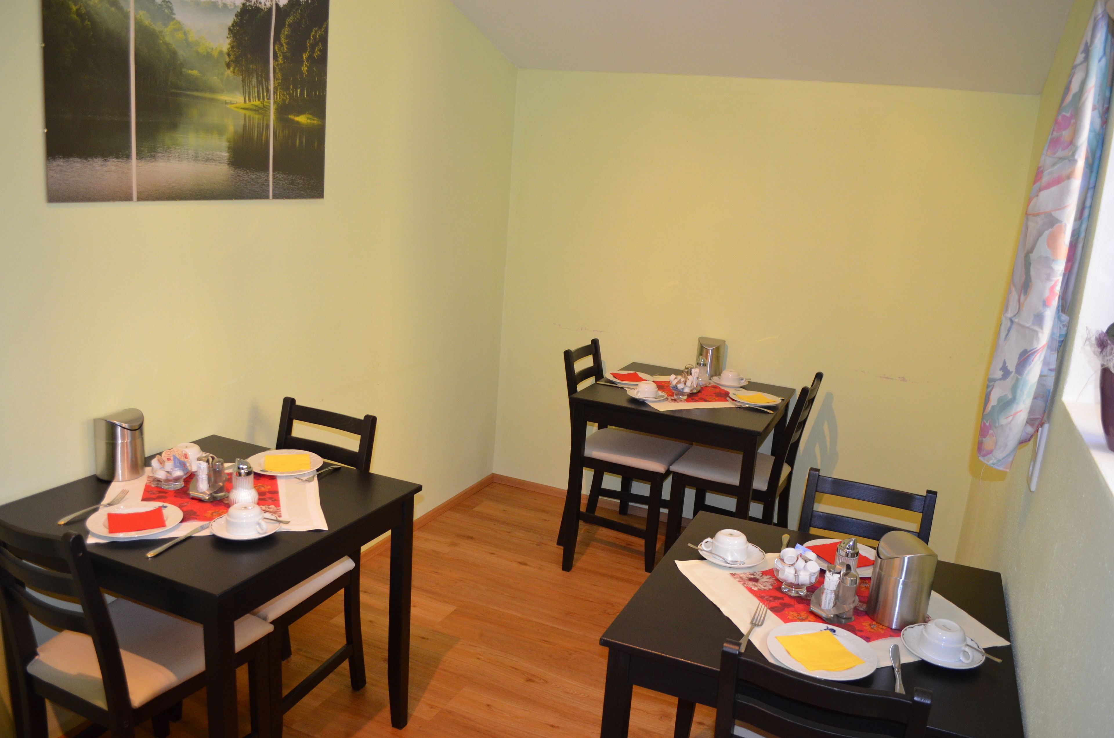 Tägliches inbegriffenes Frühstücksbuffet