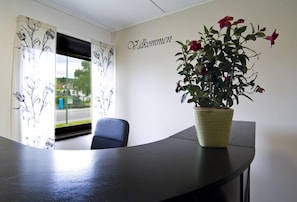 Reception - Hotel & Hostel 10 (Partille)