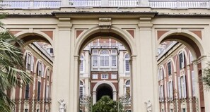 Exterior detail - Hotel Bernheof (Genoa)