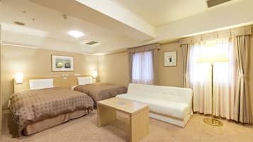 Deluxe Twin Room | Desk, free WiFi, bed sheets