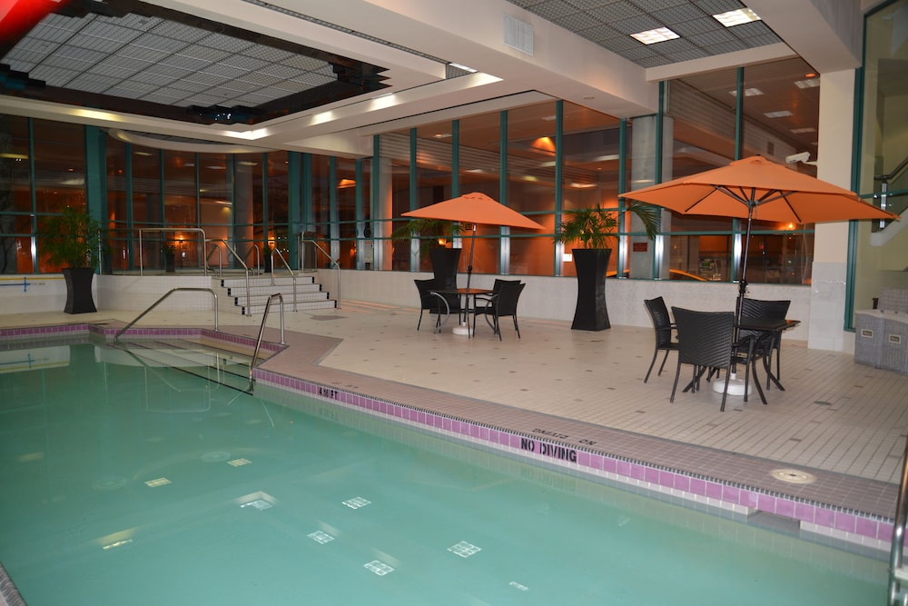 Rosedale Condominiums photo 4
