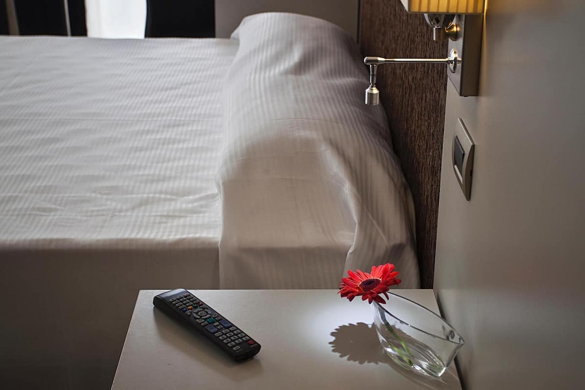 Hypoallergeen beddengoed, donzen dekbedden, een minibar