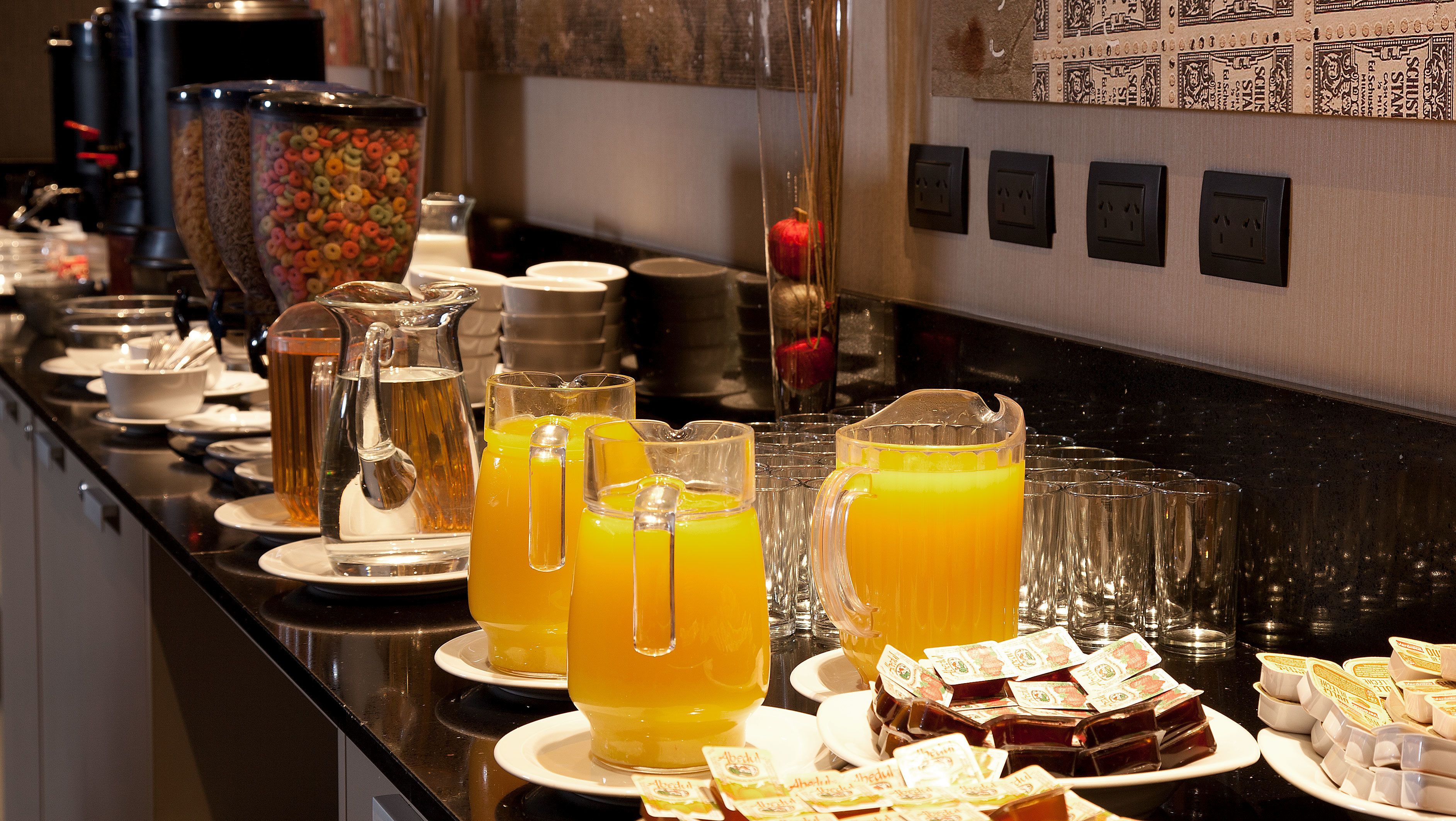daily continental breakfast (usd 4 per person)
