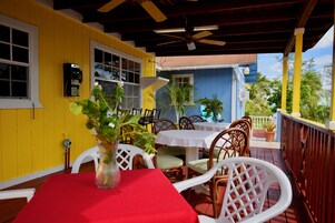 Café da manhã (USD 15 por pessoa)