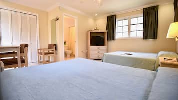 Premium bedding, desk, blackout drapes, soundproofing