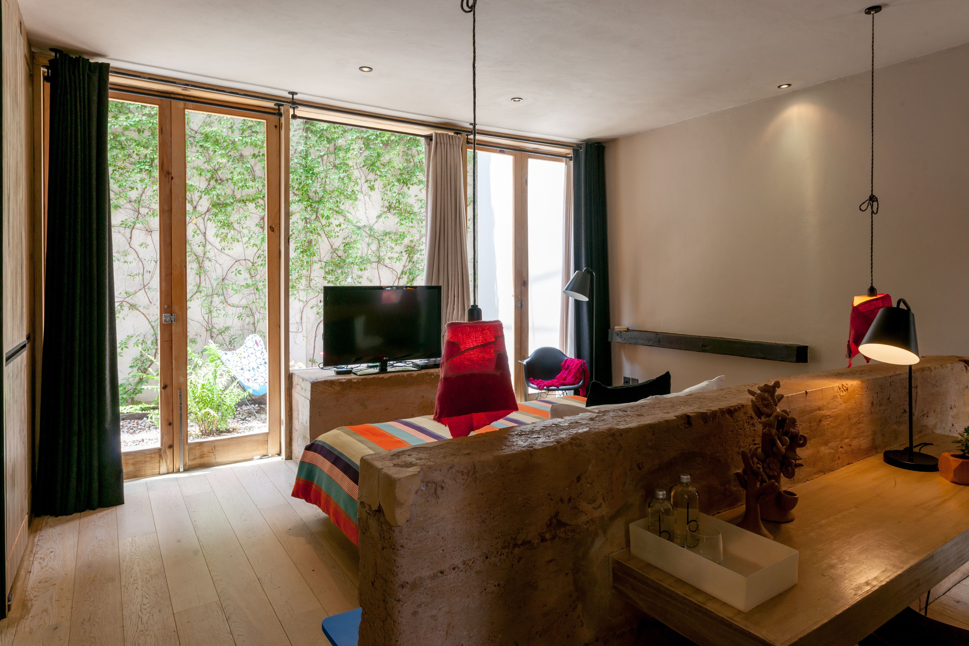 executive suite | 1 bedroom, egyptian cotton sheets, premium bedding, down duvets