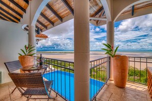 Suite, 1 kingsize bed, uitzicht op oceaan | Terras