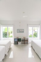 2 habitaciones, decoración personalizada y muebles diferentes 