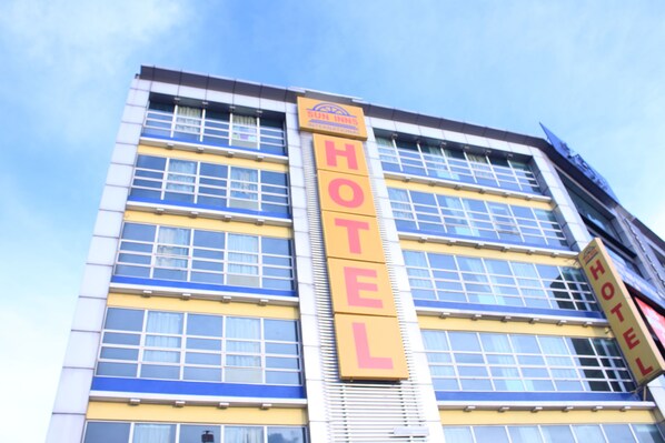 Exterior - Sun Inns Hotel Puchong (Puchong)